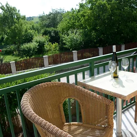 Apartment Pinkoczi Apartmanhaz