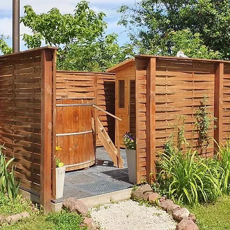 Pinkoczi Apartmanhaz